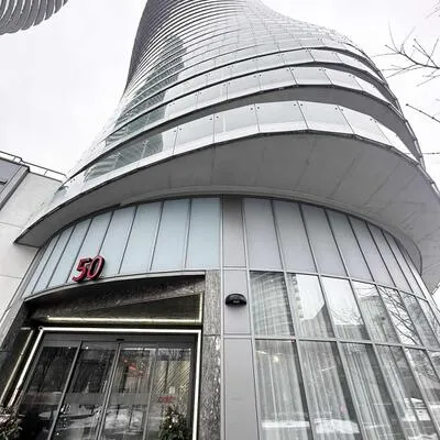 50,&nbsp;Absolute, City Centre, Mississauga