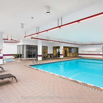 250,&nbsp;Webb, City Centre, Mississauga