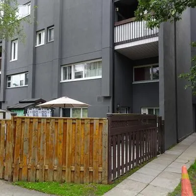 3040,&nbsp;Constitution, Applewood, Mississauga
