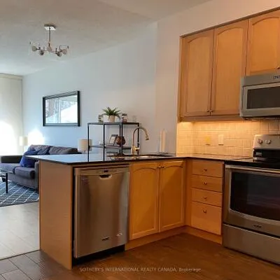 70,&nbsp;Absolute, City Centre, Mississauga