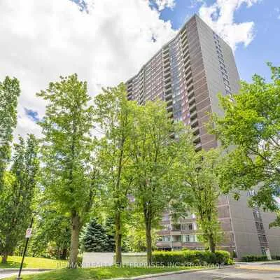 3100,&nbsp;Kirwin, Cooksville, Mississauga
