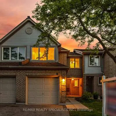 2555,&nbsp;Thomas, Central Erin Mills, Mississauga