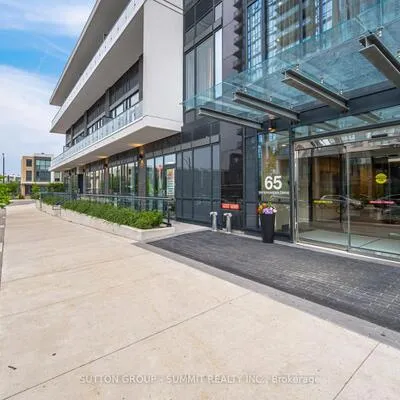 35,&nbsp;Watergarden, Hurontario, Mississauga