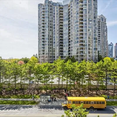 50,&nbsp;Kingsbridge Garden, Hurontario, Mississauga