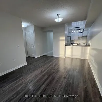 55,&nbsp;Strathaven, Hurontario, Mississauga