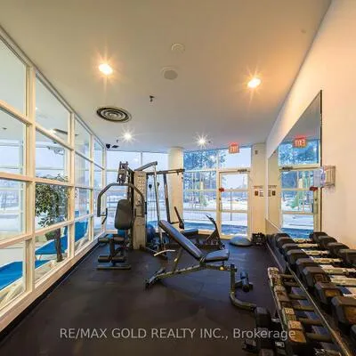 35,&nbsp;Trailwood, Hurontario, Mississauga