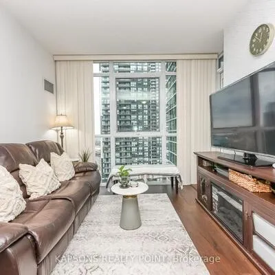 4070,&nbsp;Confederation, City Centre, Mississauga