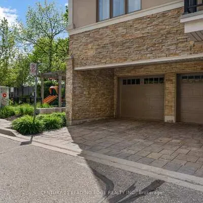 3077,&nbsp;Cawthra, Applewood, Mississauga