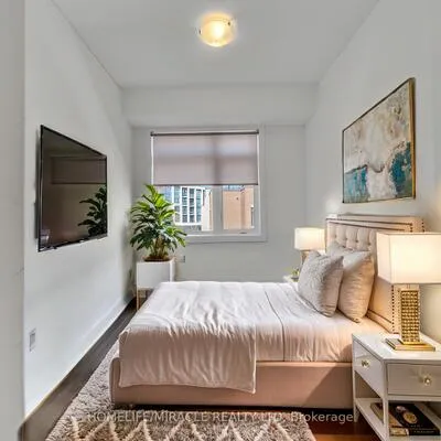1062,&nbsp;Douglas Mccurdy, Lakeview, Mississauga