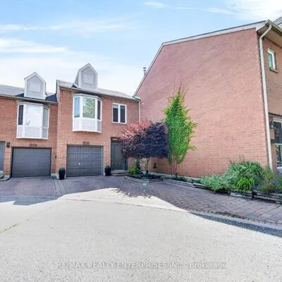 1210,&nbsp;Upper Village, Lakeview, Mississauga