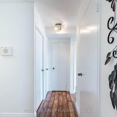 50,&nbsp;Elm, Mississauga Valleys, Mississauga