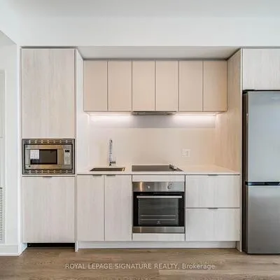 86,&nbsp;Dundas, Cooksville, Mississauga