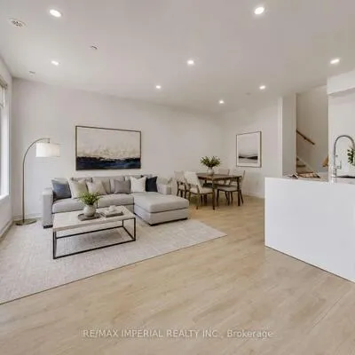 4020,&nbsp;Parkside Village, Creditview, Mississauga