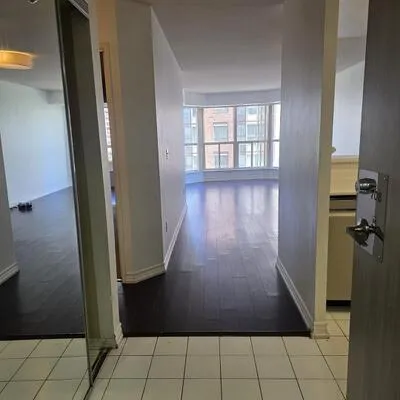 335,&nbsp;Webb, City Centre, Mississauga