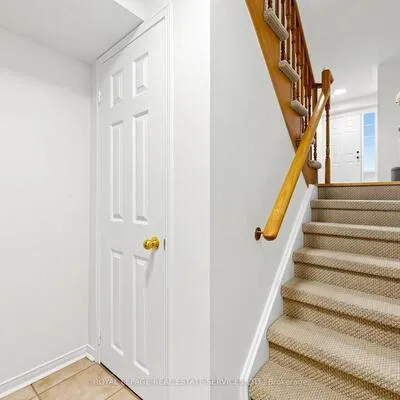 1575,&nbsp;South Parade, East Credit, Mississauga