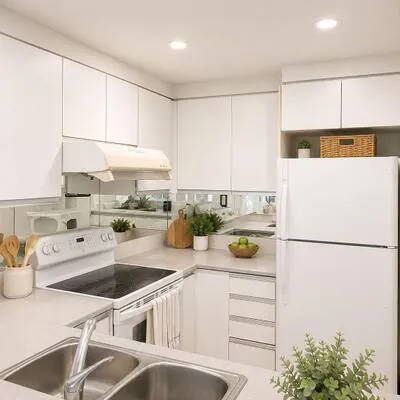 2177,&nbsp;Burnhamthorpe, Erin Mills, Mississauga