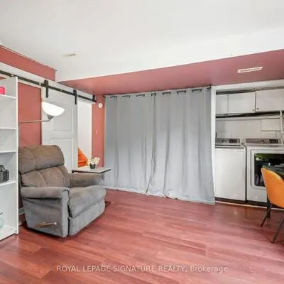 1221,&nbsp;Dundix, Applewood, Mississauga