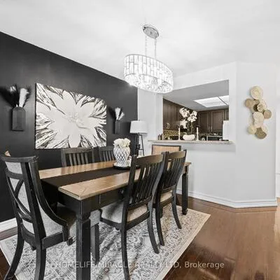 325,&nbsp;Webb, City Centre, Mississauga