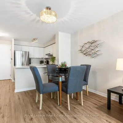 2565,&nbsp;Erin Centre, Central Erin Mills, Mississauga