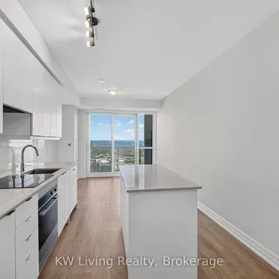 30,&nbsp;Elm, Fairview, Mississauga