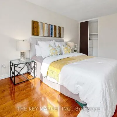 3060,&nbsp;Constitution, Applewood, Mississauga