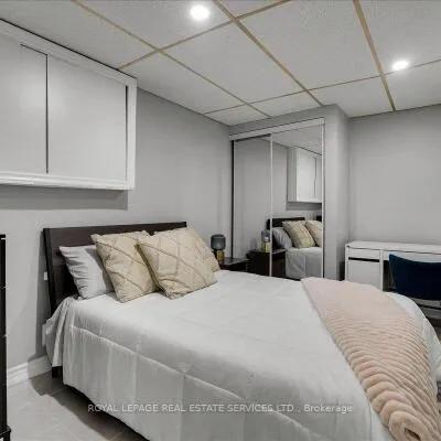 1310,&nbsp;Gulleden, Applewood, Mississauga