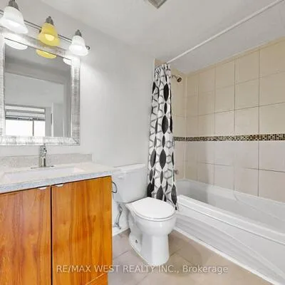 55,&nbsp;Elm, City Centre, Mississauga