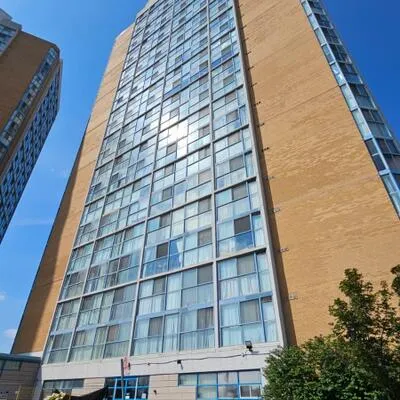 35,&nbsp;Trailwood, Hurontario, Mississauga