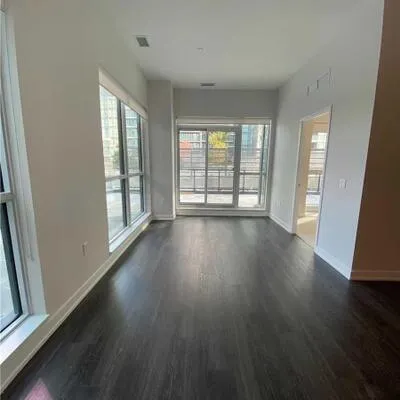 4055,&nbsp;Parkside Village, City Centre, Mississauga