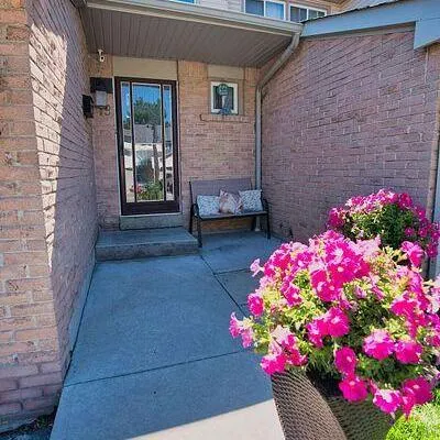 2700,&nbsp;Battleford, Meadowvale, Mississauga