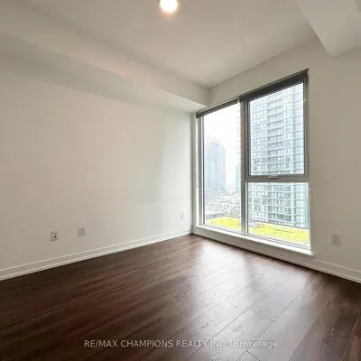 4065,&nbsp;Confederation, City Centre, Mississauga