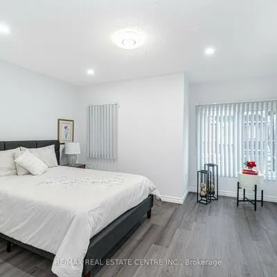 1591,&nbsp;South Parade, East Credit, Mississauga