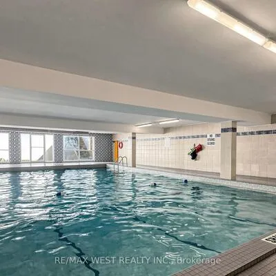 1624,&nbsp;Bloor, Applewood, Mississauga