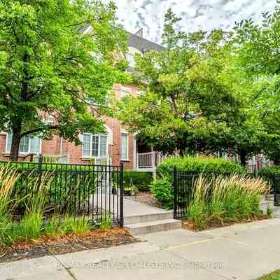615,&nbsp;Shoreline, Cooksville, Mississauga