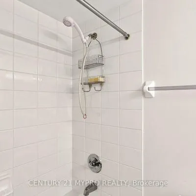 2895,&nbsp;Hazelton, Central Erin Mills, Mississauga