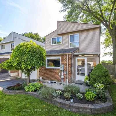 336,&nbsp;Queen, Streetsville, Mississauga