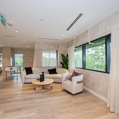 86,&nbsp;Dundas, Cooksville, Mississauga