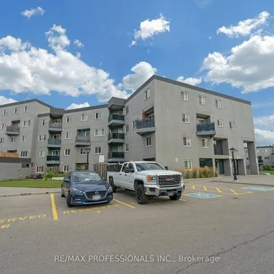 2001,&nbsp;Bonnymede, Clarkson, Mississauga