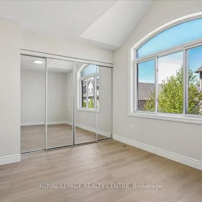 50,&nbsp;Strathaven, Hurontario, Mississauga