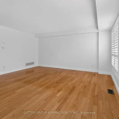 520,&nbsp;Novo Star, Meadowvale, Mississauga