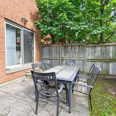 5223,&nbsp;Fairford, East Credit, Mississauga