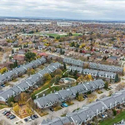 3050,&nbsp;Orleans, Erin Mills, Mississauga