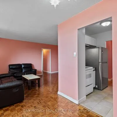 3145,&nbsp;Queen Frederica, Applewood, Mississauga