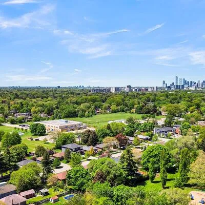 1195,&nbsp;Gooseberry, Mineola, Mississauga