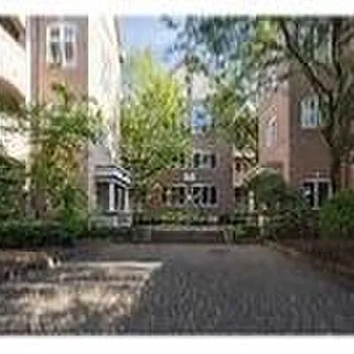 85,&nbsp;Bristol, Hurontario, Mississauga
