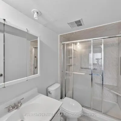 1580,&nbsp;Mississauga Valley, Mississauga Valleys, Mississauga