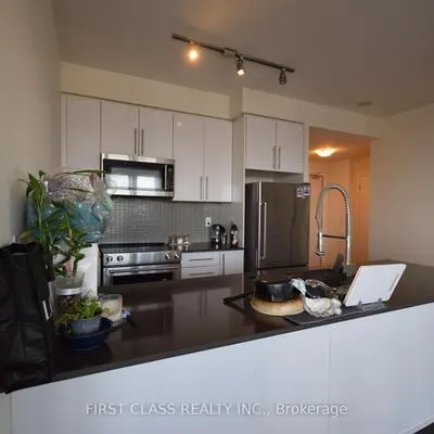 510,&nbsp;Curran, Creditview, Mississauga