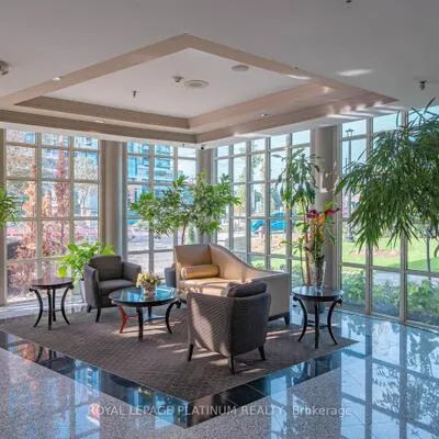 50,&nbsp;Eglinton, Hurontario, Mississauga