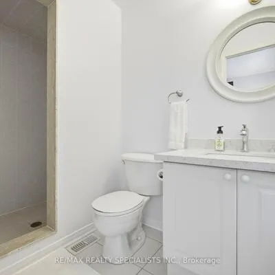 3071,&nbsp;Treadwells, Applewood, Mississauga