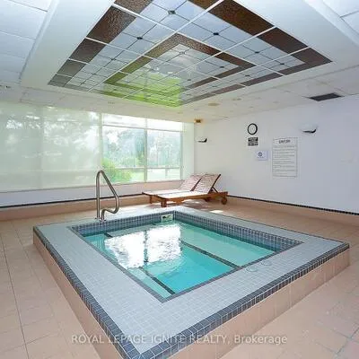 550,&nbsp;Webb, City Centre, Mississauga